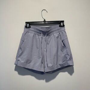 Lululemon Women’s Spring Break Away 4 Way Stretch Shorts Berry Mist Blue Size 4